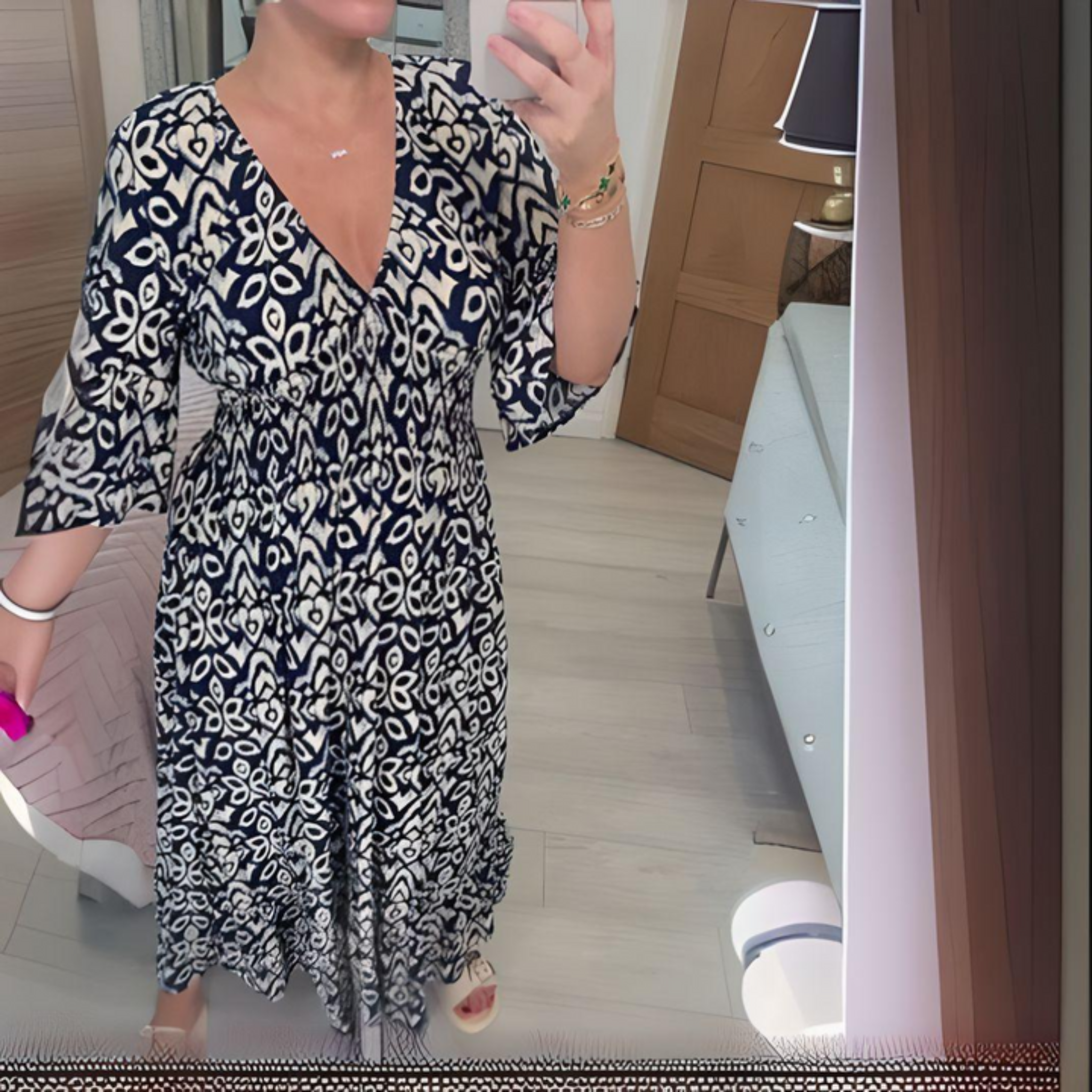 JULIA SOMMARKLÄNNING DAM - LÄTT OCH FLATTERANDE